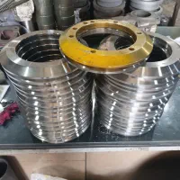 خدمات تراش کاری و فرز کاری منوال و cnc قیمت رقابتی