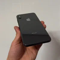 ایفون XS max