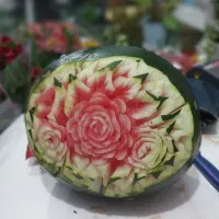 حکاکی هندوانه و کدو و تزیینات یلدا میوه آرایی|خدمات پذیرایی، مراسم|تهران, حبیب الله|دیوار