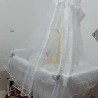صندلی ماشین کودک و تخت آرام خواب