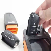 مهندس آشنا به کپی انواع ریموت خودرو نیازمندیم