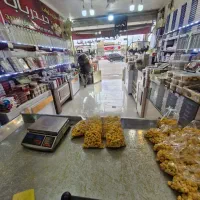 استخدام در مغازه نقل