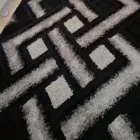فرش پرز بلند سفید طوسی مشکی  6 متری