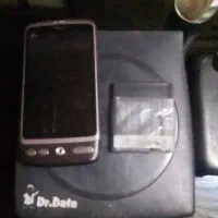 گوشی اچ تی سی زمین خورده روشنه فقط تاچ میخاد اصله