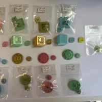 دکمه و پرچ پرسی