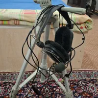 هدفون وسه پایه فیلمبرداری دوتاش باهم درحدنو|لوازم جانبی موبایل و تبلت|لیسار, |دیوار