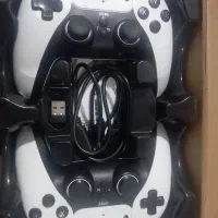 گیم استیک سفید