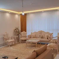 ۱۰۲متر دو خواب  ۸۰۰ رهن تا سه ماه. ۳۰۰ تعهد سند