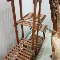 استند چوبی گلدان