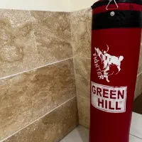 کیسه بوکس به همراه لوازم