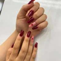 خدمات ناخن با تخفیف عالی