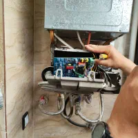 تعمیر و سرویس پکیج دیواری و رادیاتور و کولر اسپلیت