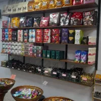 پخش قهوه و شکلات و دستگاه اسپرسو