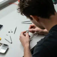 تعمیرات ساعت لیان اکسسوری