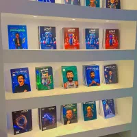 فروشنده کتاب و محصولات اموزشی
