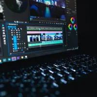 ارائه خدمات ادیت