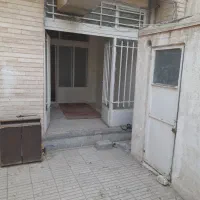 خانه ویلایی ۸۰ متر ماشین رو بر خ اصلی قیمت|فروش خانه و ویلا|اصفهان, منتظرالمهدی|دیوار