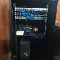 متخصص شبکه و سخت افزارهستم