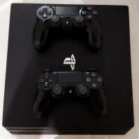 PS4 Pro بسیار تمیز + دو دسته