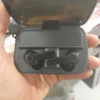 فروش به صورت فوری کارتن دارد و سیم شارژ داره