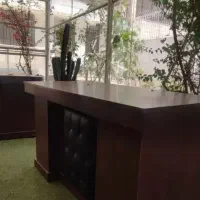 میز مدیریتی با روکش چرم مشکی