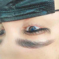 مربی مژه وابرو