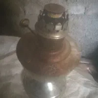 یکعدد چراغ نفتی برنجی یکعدد پارچ مسی قابلمه مسی|کلکسیون اشیاء عتیقه|تایباد, |دیوار