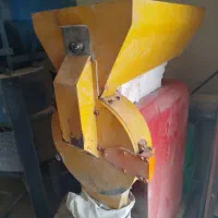 چند دستگاه آسیاب برقی