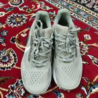 کاپشن، کتونی، بامبر، پیراهن پشمی