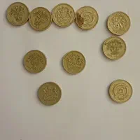 سکه های کلکسیونی یک پوندی و تعدادی پنی