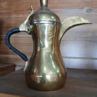 کار در کافه