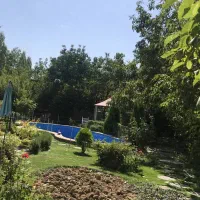 ۱۷۵۰ متر زمین ۶۰۰ متر بنا تاپ لوکیشن