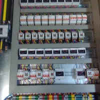 برقکار برقکش برقکاری برقکشی برق کار برق کشی|خدمات پیشه و مهارت|یزد, |دیوار