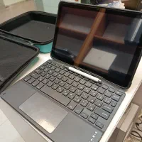 یک عدد تبلت / سرفیس