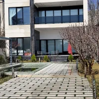 درب و پنجره دوجداره UPVC، توری پلیسه