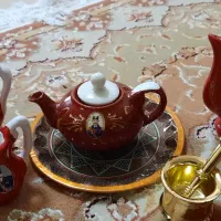 اسباب بازی|اسباب‌بازی بچه|لاهیجان, انقلاب|دیوار