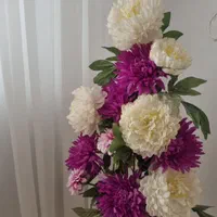 گل و گلدان مصنوعی زیبا