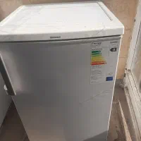 یخچال فریزرکوچک ۷ فوت BIOMBERG اصلی (یکسال کارکرد)
