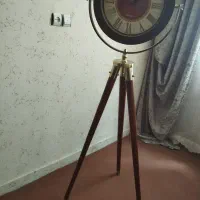 ساعت ایستاده ورسانا