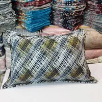 روبالشتی مخمل شانل|رختخواب، بالش، پتو|قم, علی آباد سعدگان|دیوار