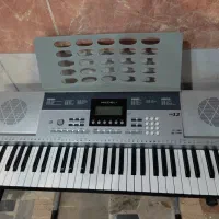 کیبورد Medeli M12