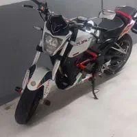 بنلی 250|موتورسیکلت|قدس, شهر‌قدس|دیوار