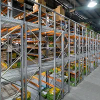 قفسه /بالکن پیش ساخته/نیم طبقه|فروشگاه و مغازه|تهران, حسنآباد|دیوار