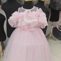 چرخ کار و بیرون بر لباس عروس