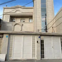 رهن طبقه بالا ۲۰۰ متری سه خوابه