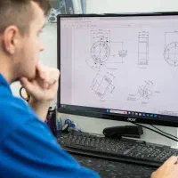 استخدام مهندس مکانیک در کارخانه ماشین‌سازی
