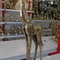 زرافه برنجی|مجسمه، تندیس، ماکت|ورامین, |دیوار