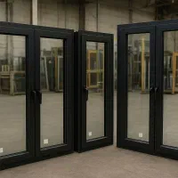 پنجره دوجداره درخشان