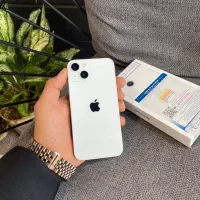 آیفون ۱۳ در حد آکبند