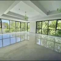 95-متر-اداری-مدرن-شیشه-های-قدی-ویو-مشجر